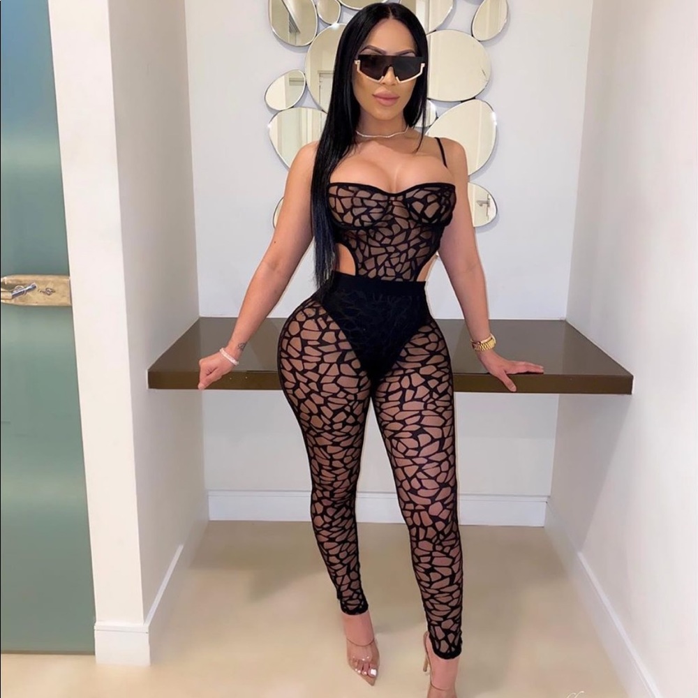 One Piece Club Outfit